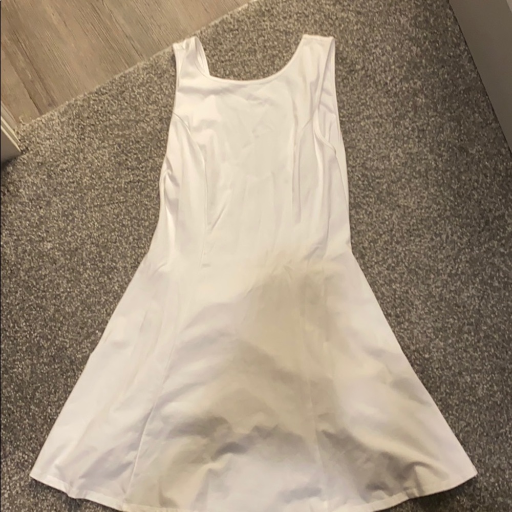 White body con dress, scoop back